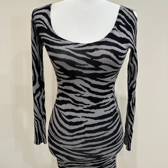 Guess Zebra Dress - Picture 2 of 13